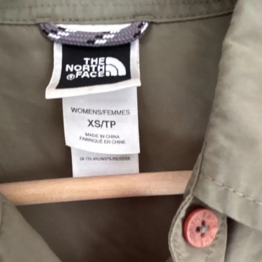 The North Face Women’s Green Breathable Button-Up Shirt Long Sleeve XS/TP - Picture 3 of 16